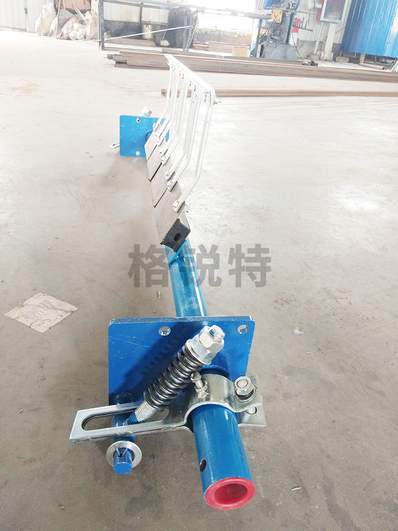 彈簧式可調節(jié)合金清掃器 彈簧式可調節(jié)合金清掃器